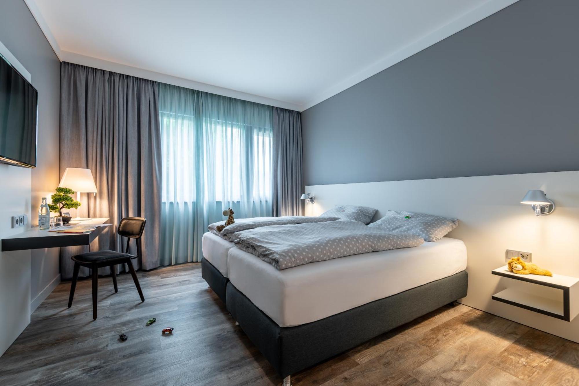 Hotel Leipheim Sued Exteriör bild